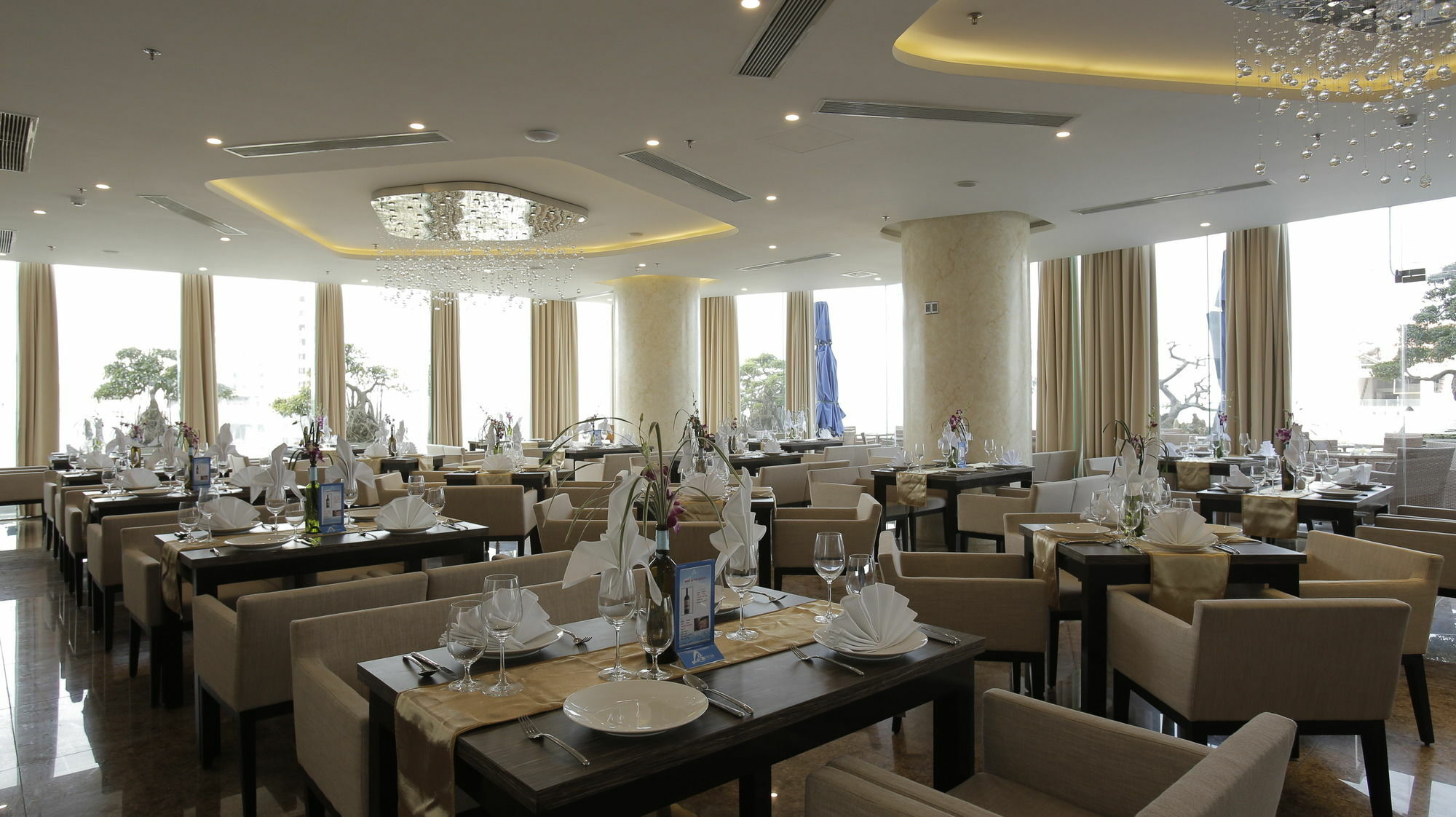 Avatar Hotel Da Nang Exterior foto